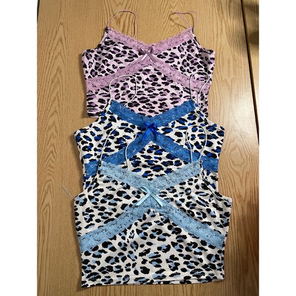 B95 Bundle of 3 Womens SHEIN Animal Print Crop Tops Stretchy Blue lavender Small - Picture 1 of 6